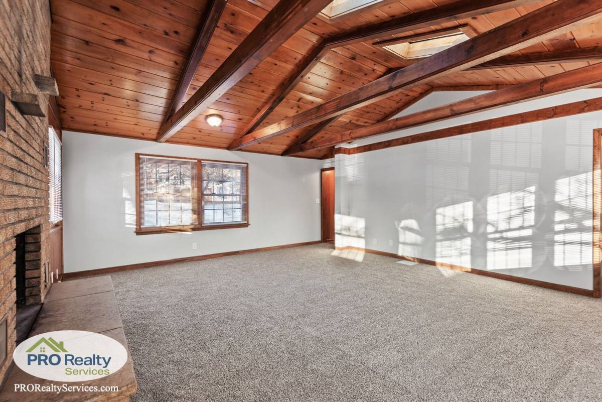 House for rent at 2575 17th Ave E, Saint Paul, MN 55109