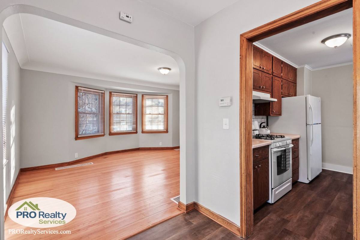 House for rent at 2575 17th Ave E, Saint Paul, MN 55109
