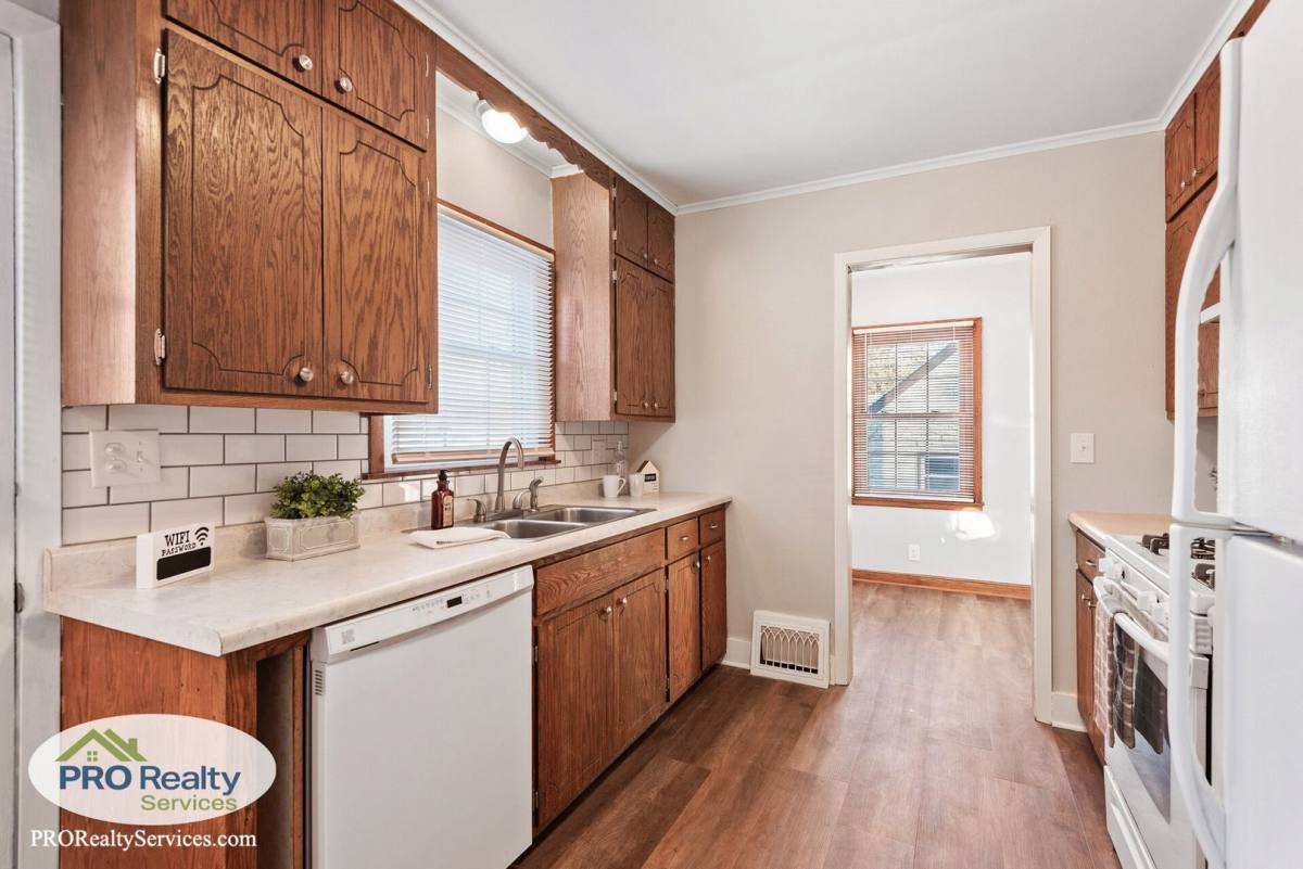 House for rent at 2575 17th Ave E, Saint Paul, MN 55109