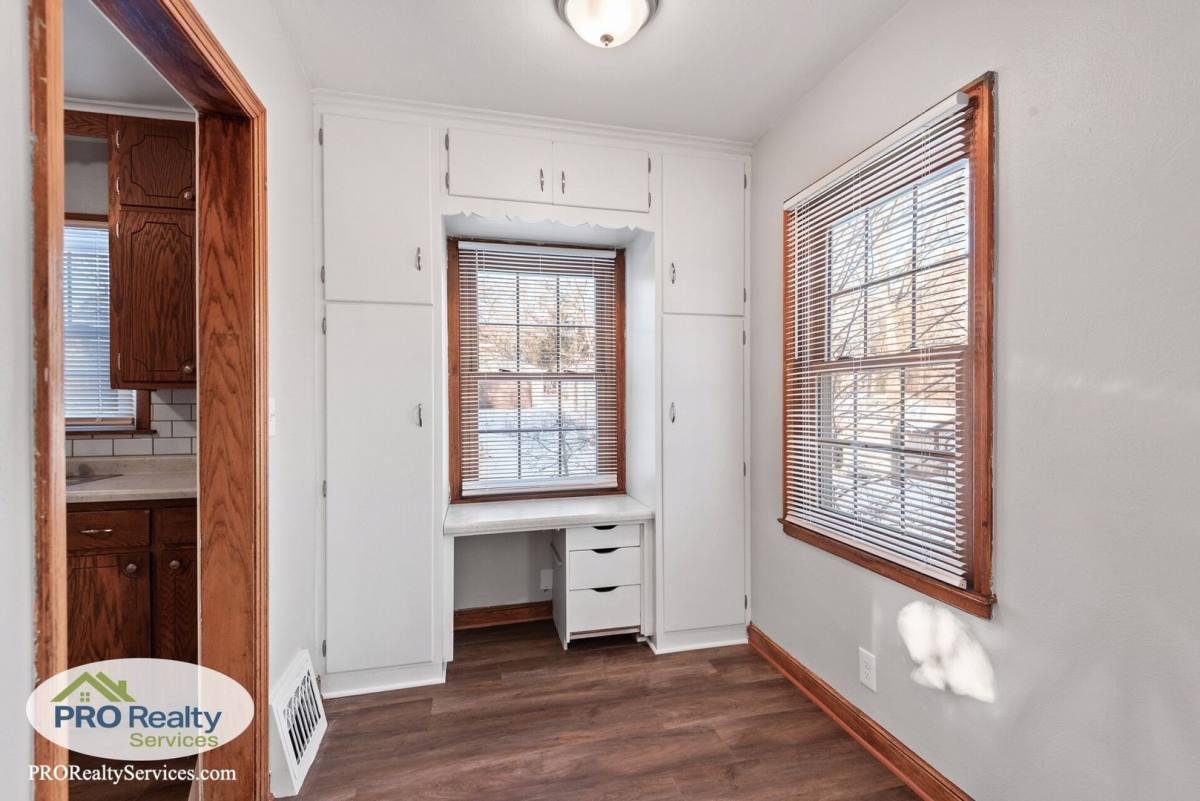 House for rent at 2575 17th Ave E, Saint Paul, MN 55109