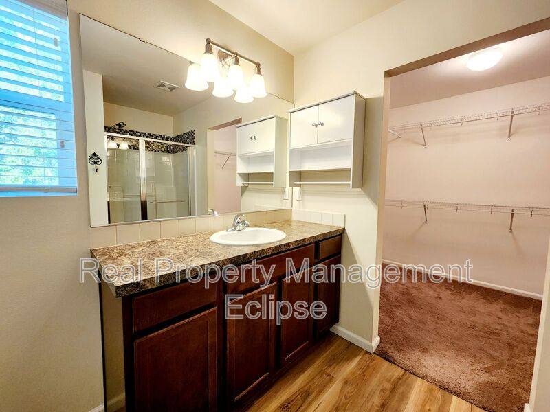 House for rent at 8431 10th Place SE, Lake Stevens, WA 98258