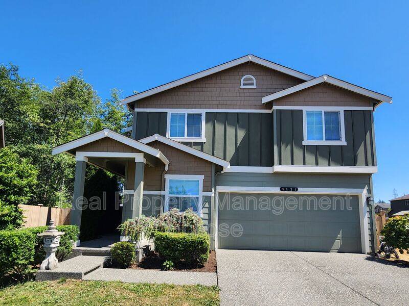 House for rent at 8431 10th Place SE, Lake Stevens, WA 98258