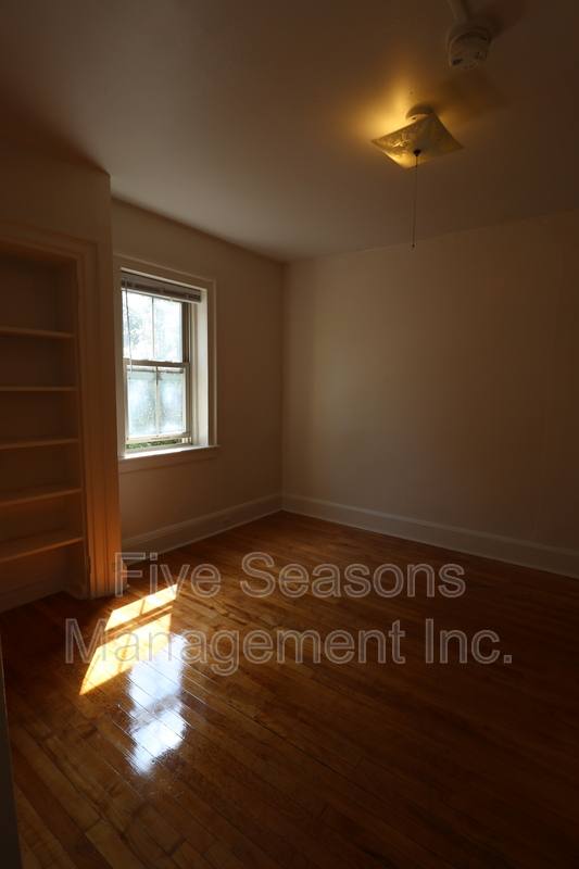 Apartment for rent at 279 Saint Paul St #3, Burlington, VT 05401