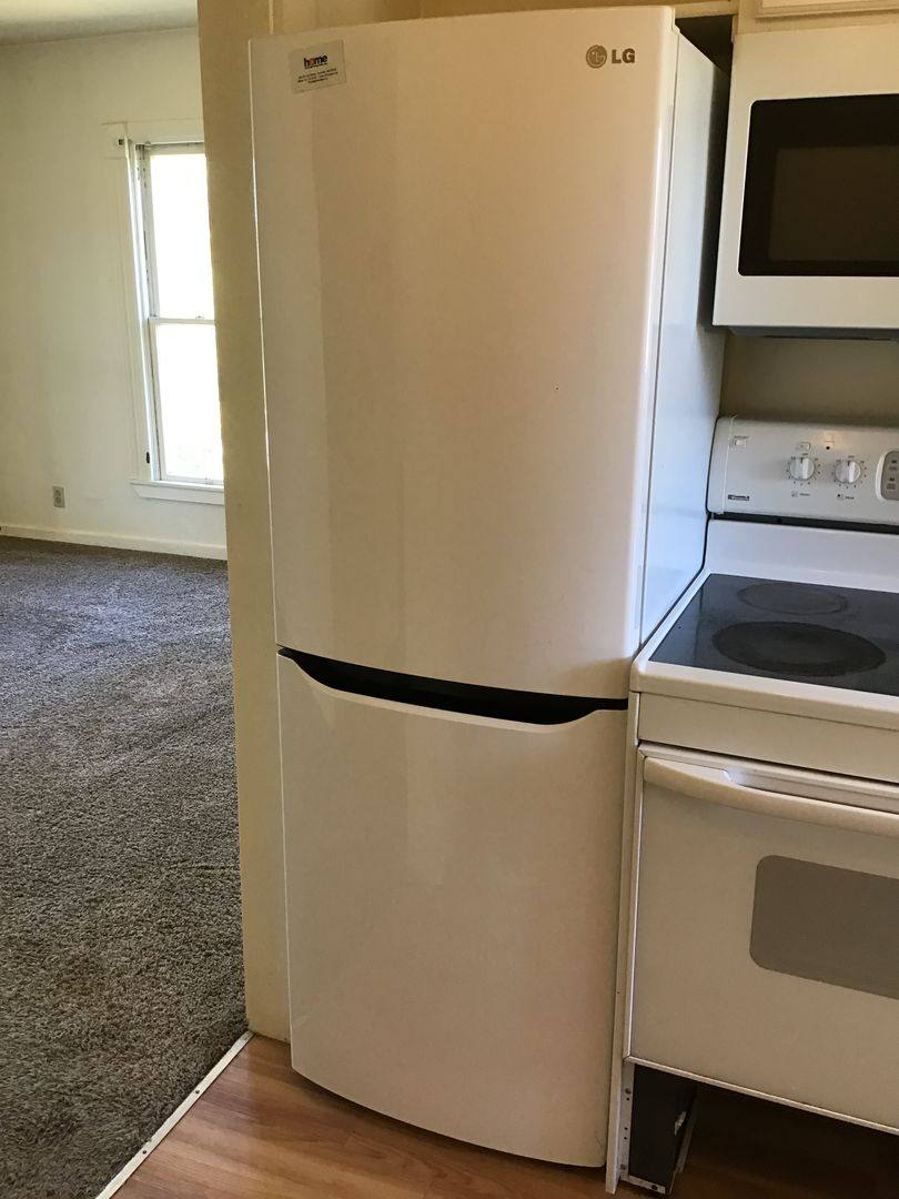 Apartment for rent at 805-807 SW 5th St, Corvallis, OR 97333