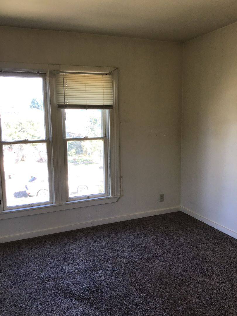Apartment for rent at 805-807 SW 5th St, Corvallis, OR 97333
