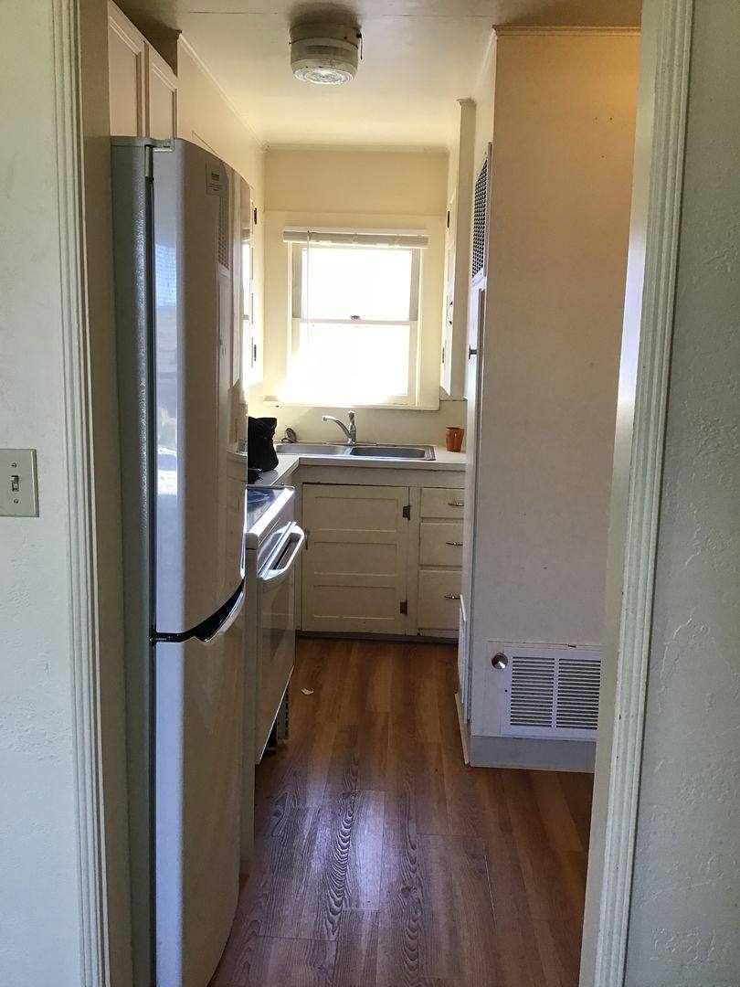 Apartment for rent at 805-807 SW 5th St, Corvallis, OR 97333