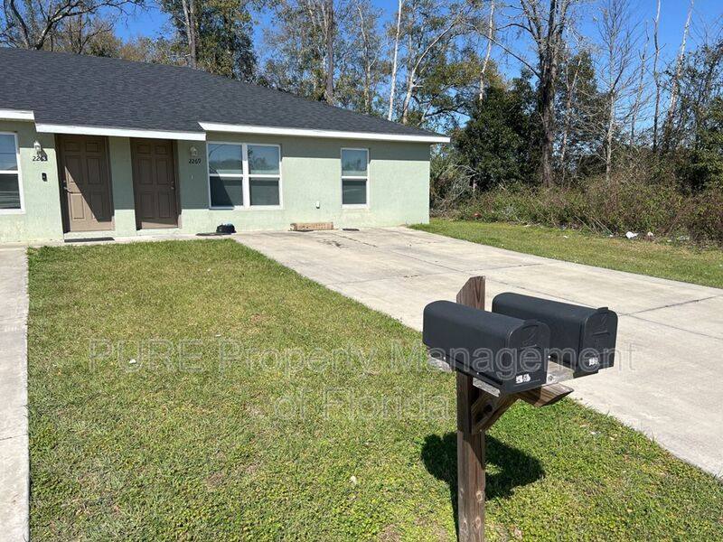 House for rent at 2269 NE 78th Lane, Ocala, FL 34479