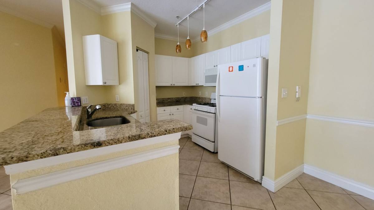 Apartment for rent at 2713 Via Murano, Clearwater, FL 33764