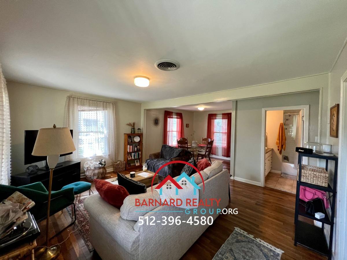 Apartment for rent at 1007 N Lbj, San Marcos, TX 78666
