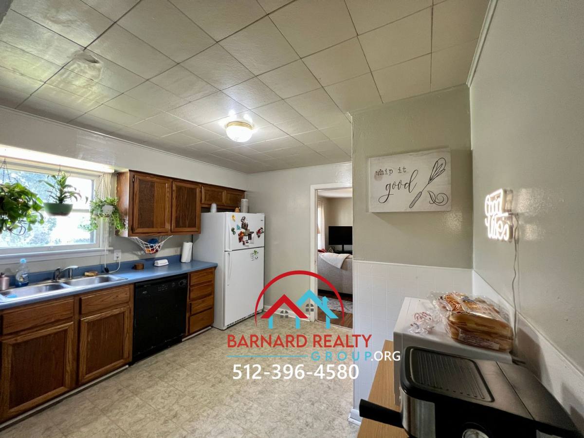 Apartment for rent at 1007 N Lbj, San Marcos, TX 78666