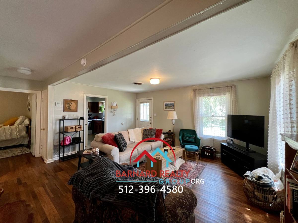 Apartment for rent at 1007 N Lbj, San Marcos, TX 78666