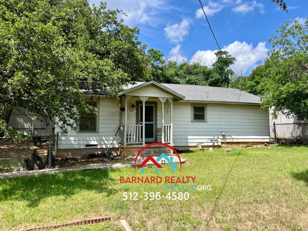 Apartment for rent at 1007 N Lbj, San Marcos, TX 78666