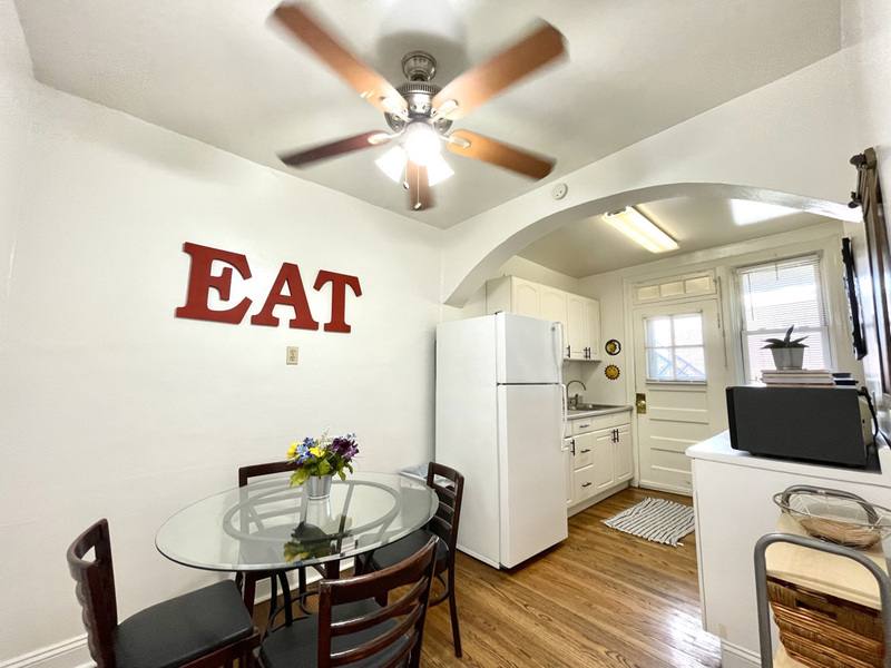 Apartment for rent at 6647 Berthold Ave #1W, Saint Louis, MO 63139