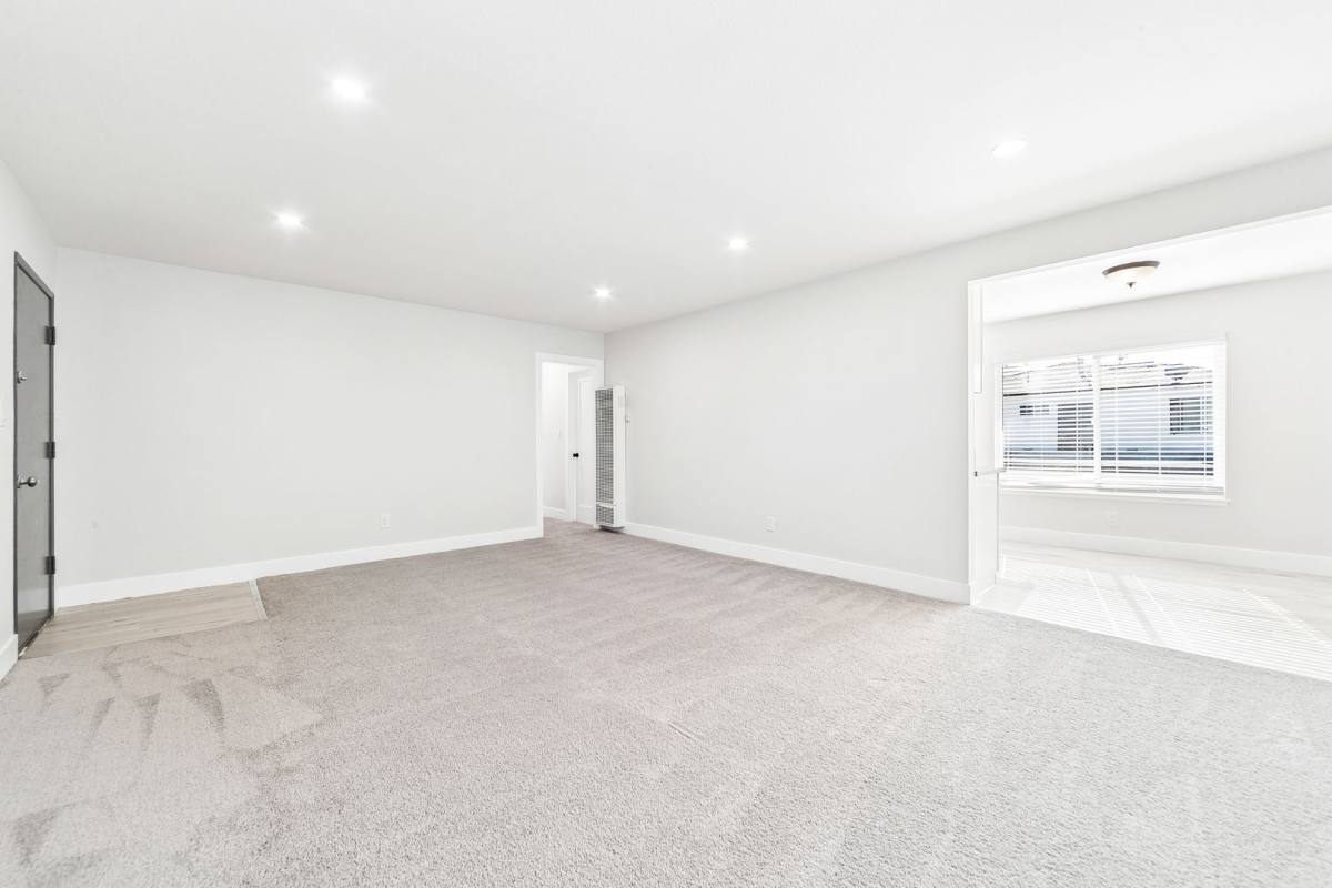 Apartment for rent at 422 13th St, Huntington Beach, CA 92648