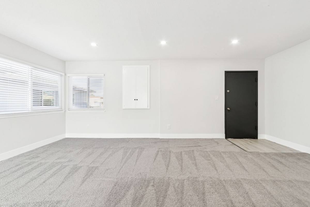 Apartment for rent at 422 13th St, Huntington Beach, CA 92648