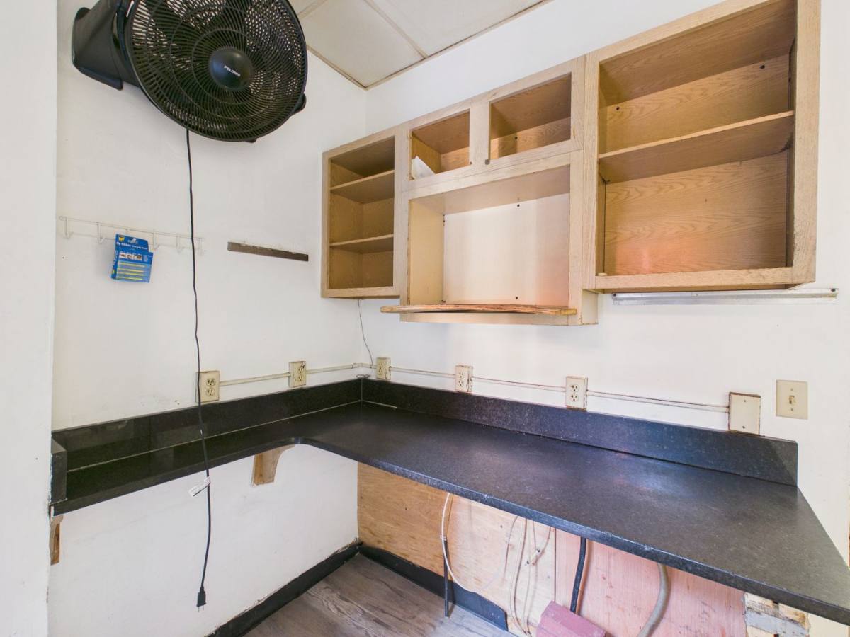 Apartment for rent at 1012 N 3rd St, Harrisburg, PA 17102