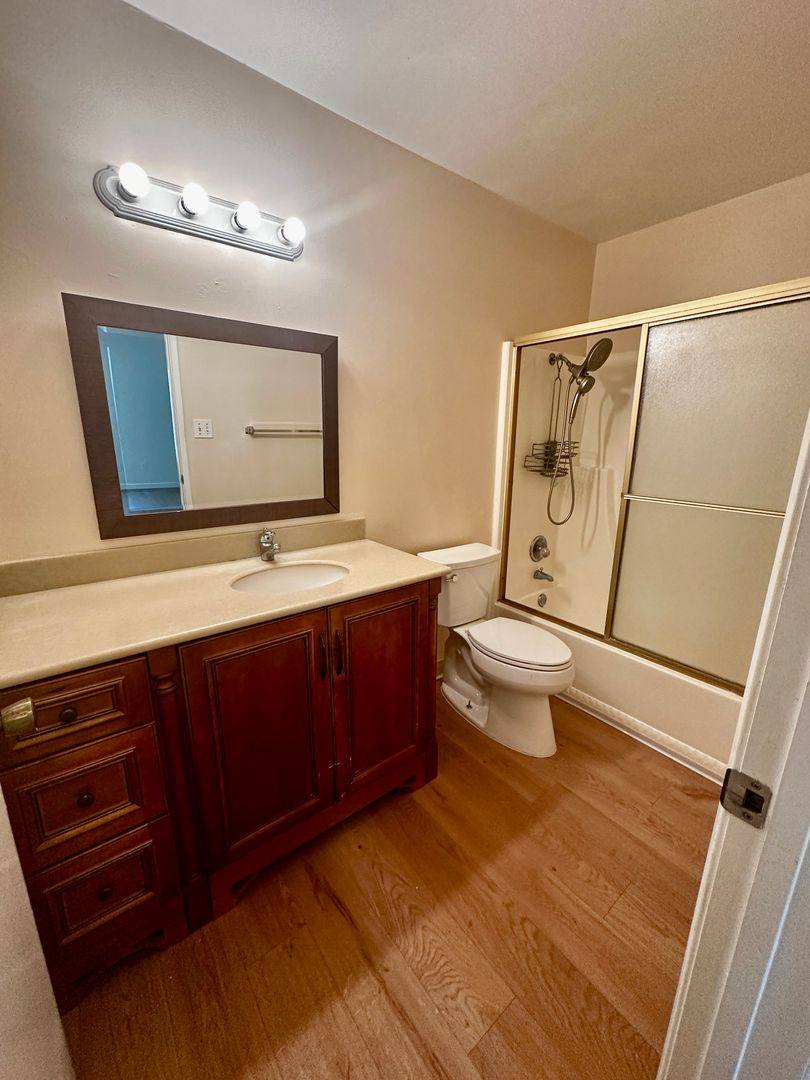Townhouse for rent at 5042 Glide Dr, Davis, CA 95618
