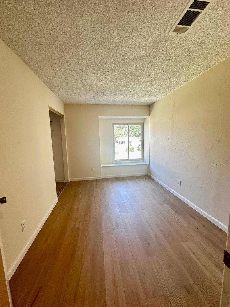 Townhouse for rent at 5042 Glide Dr, Davis, CA 95618