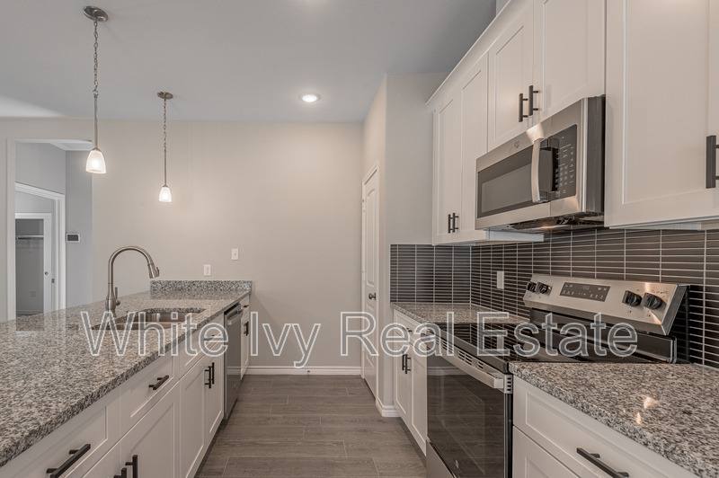 House for rent at 51 Hickory Bend, Huntsville, TX 77320