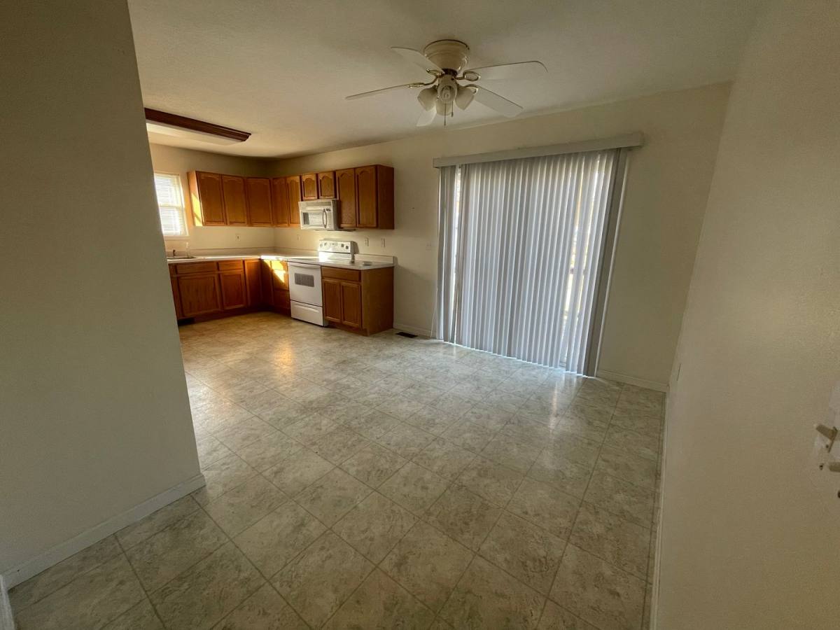 Apartment for rent at 203 Anna St, Saint James, MO 65559