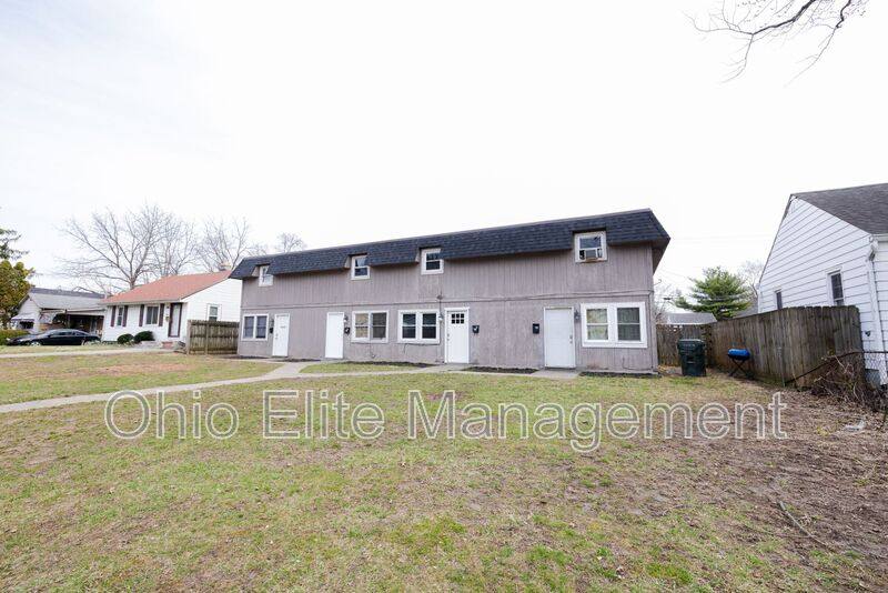 Apartment for rent at 3088 Grasmere Ave, Columbus, OH 43224