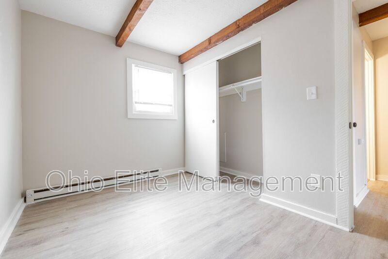 Apartment for rent at 3088 Grasmere Ave, Columbus, OH 43224