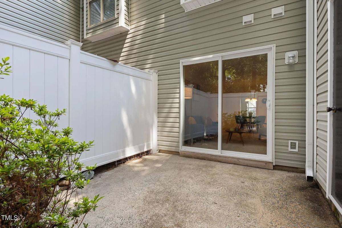 Townhouse for rent at 6 Parsons Chase Lane, Durham, NC 27713
