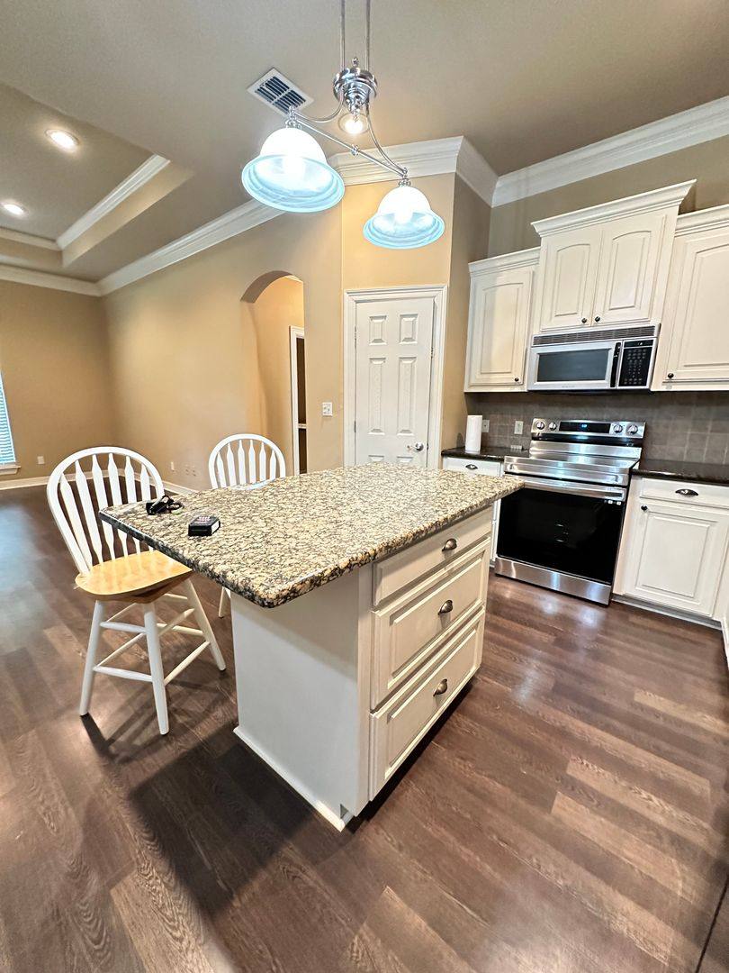 House for rent at 297 Old Palmetto Rd, Benton, LA 71006