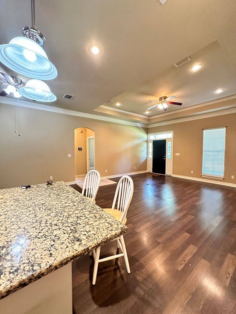 House for rent at 297 Old Palmetto Rd, Benton, LA 71006