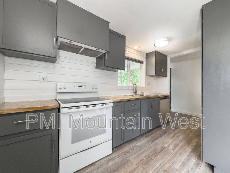 House for rent at 400 S 350 W, Bountiful, UT 84010