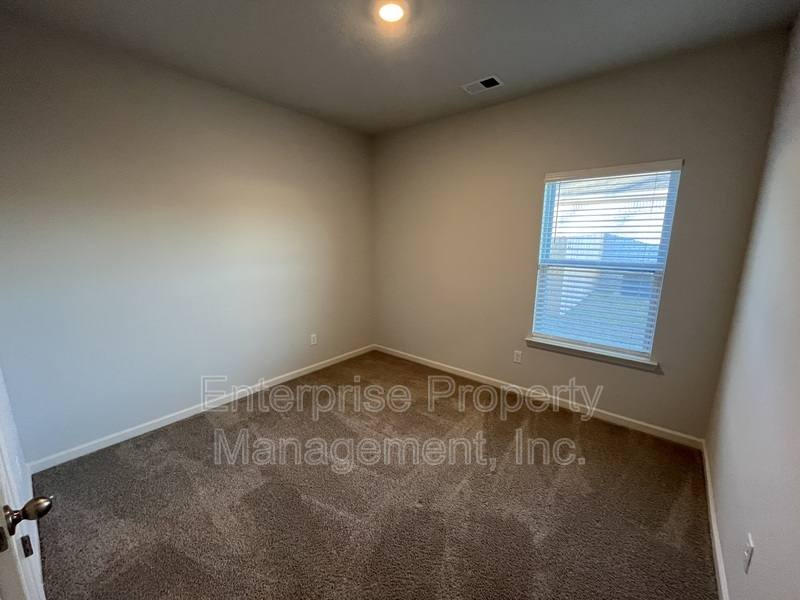 House for rent at 365 Windemere Loop, Oakland, TN 38060