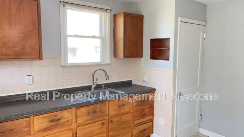 House for rent at 93 Briggs St, Pittsburgh, PA 15234