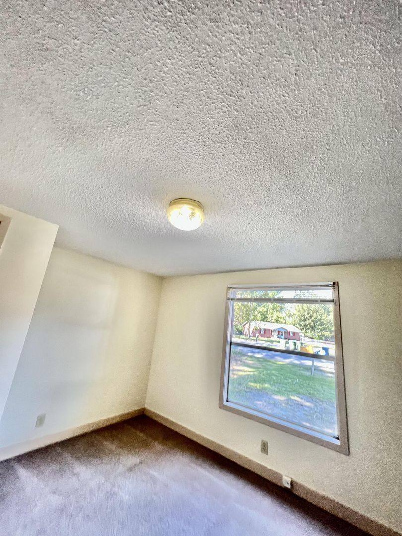 House for rent at 5566 Sycamore St, Wilmington, NC 28403