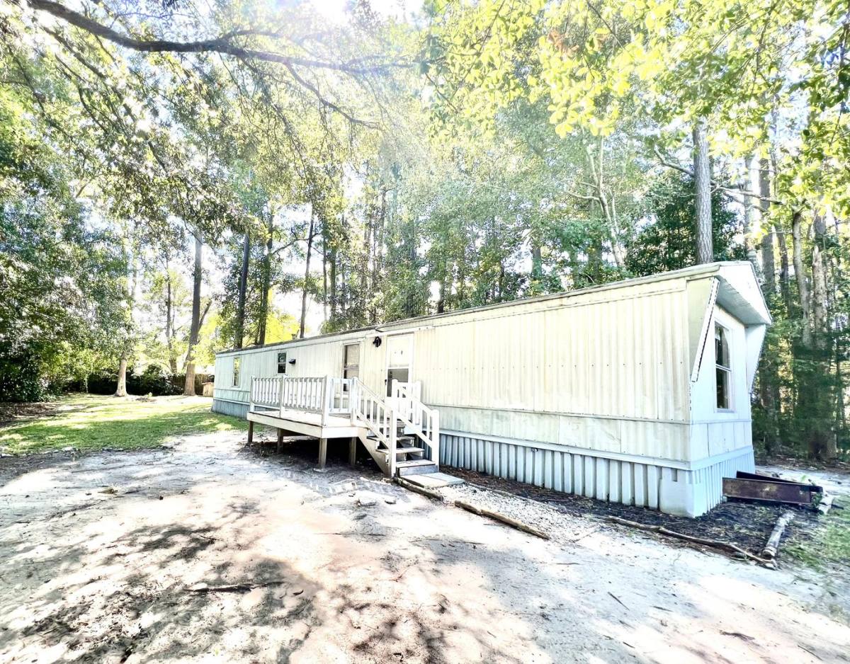 House for rent at 5566 Sycamore St, Wilmington, NC 28403