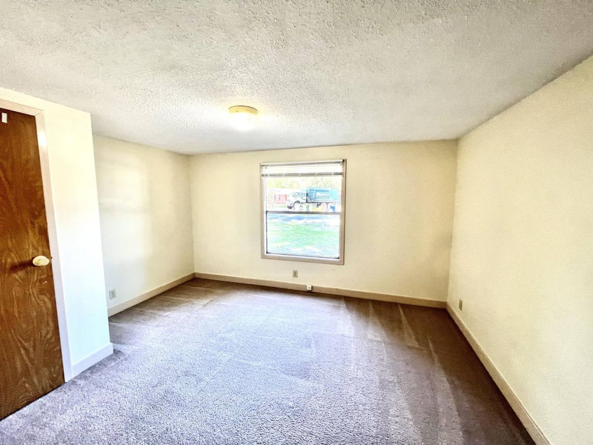 House for rent at 5566 Sycamore St, Wilmington, NC 28403