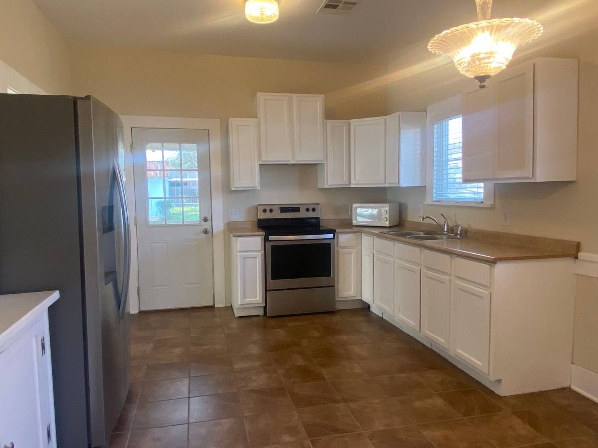 House for rent at 738 N Wall St, Belton, TX 76513
