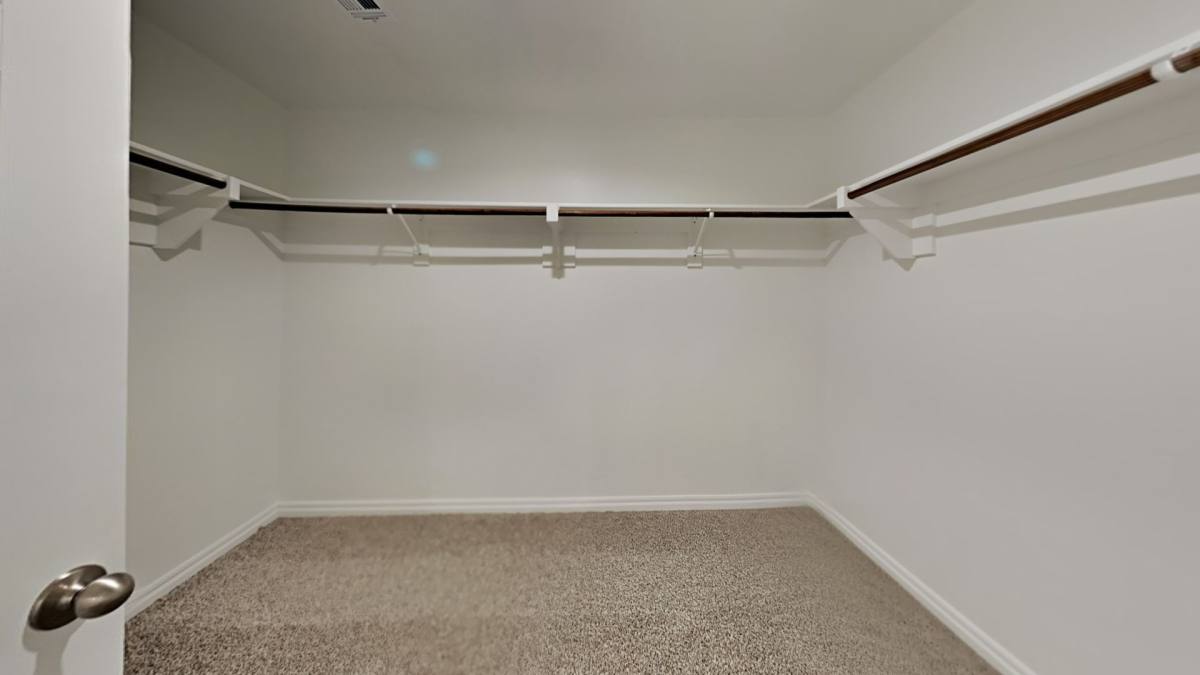House for rent at 4412 Palmetto Bluff Dr, Mustang, OK 73064