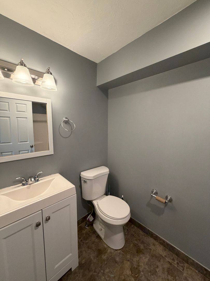 Apartment for rent at 462 Fletcher St, Lowell, MA 01854