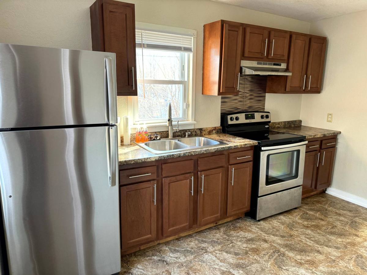 House for rent at 6703 16th Ave, Kenosha, WI 53143