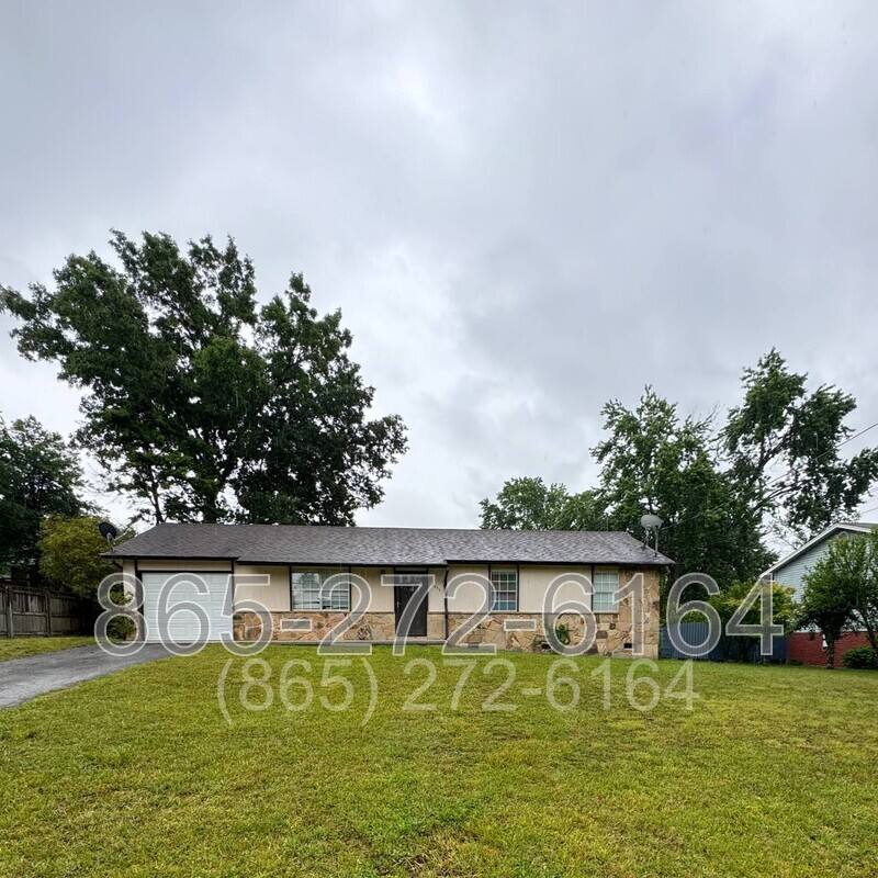 House for rent at 6436 Tewksbury Dr, Knoxville, TN 37921