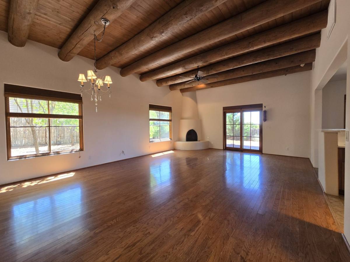 House for rent at 4 Camino De Vecinos, Santa Fe, NM 87506