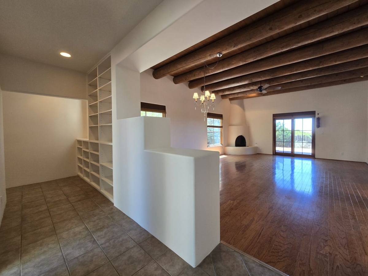 House for rent at 4 Camino De Vecinos, Santa Fe, NM 87506