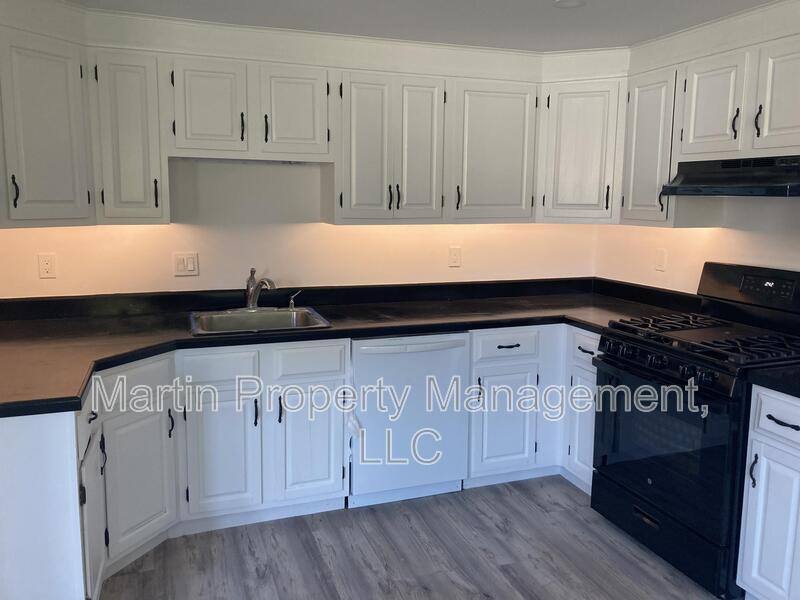 House for rent at 15 Walsh Rd, Bedford, MA 01730
