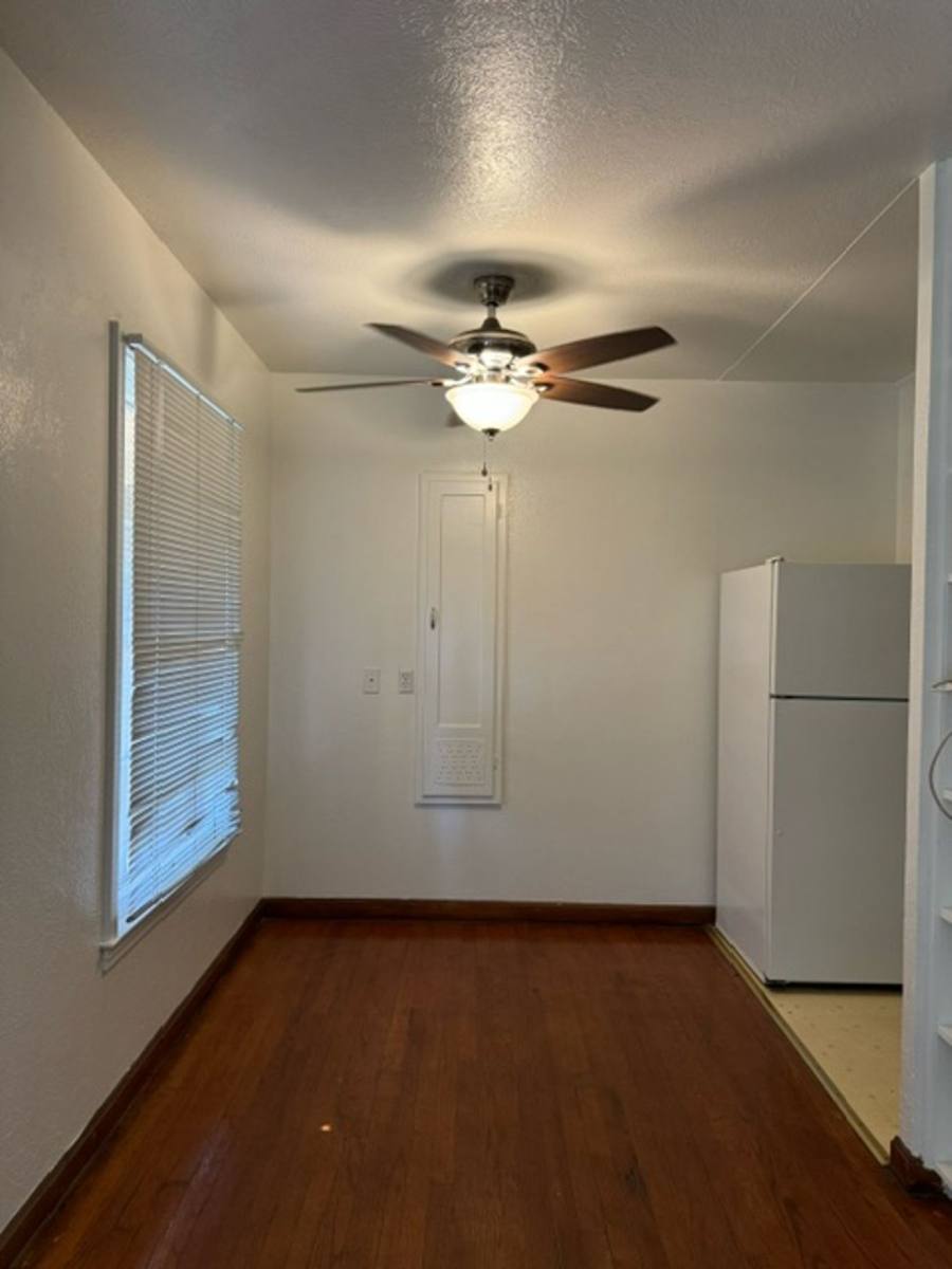 Apartment for rent at 1257 N Van Ness Ave, Fresno, CA 93728