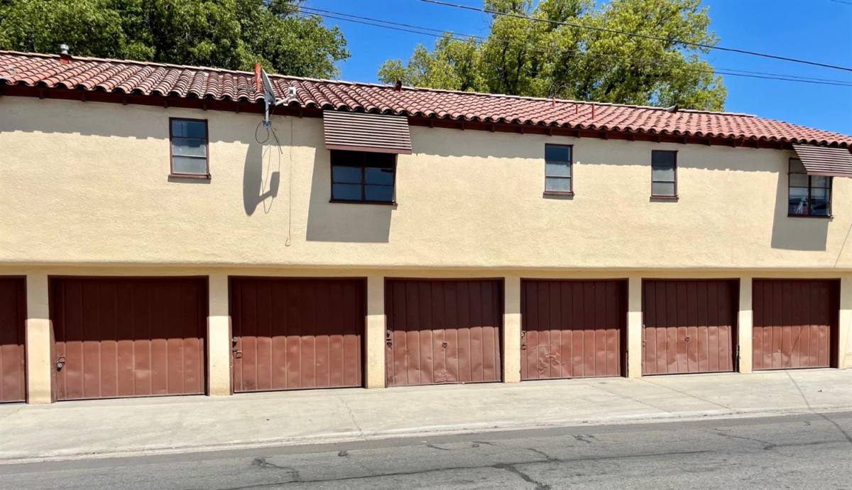 Apartment for rent at 1257 N Van Ness Ave, Fresno, CA 93728