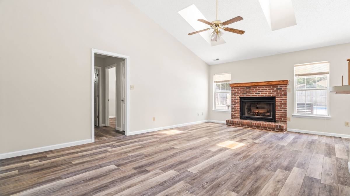 House for rent at 220 Audubon Dr, Jacksonville, NC 28546