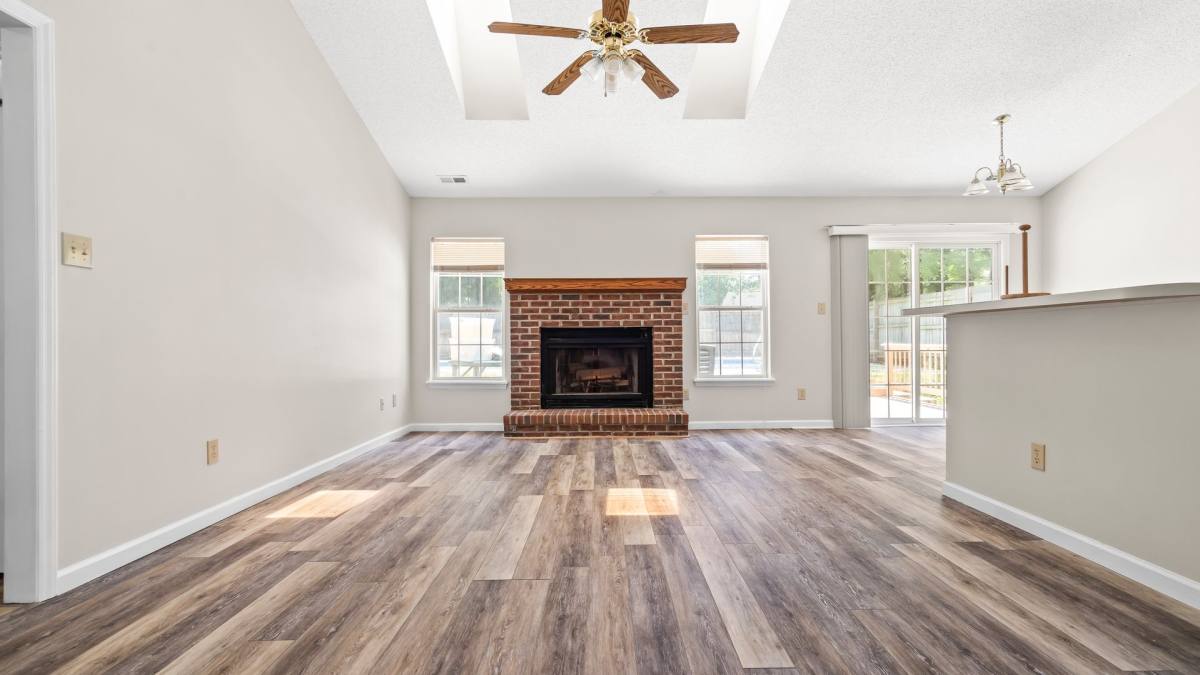 House for rent at 220 Audubon Dr, Jacksonville, NC 28546