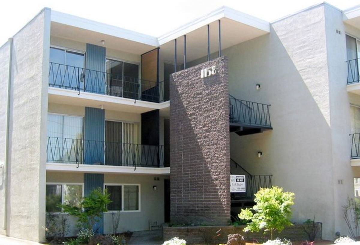 Apartment for rent at 1158 Park Ave, Alameda, CA 94501