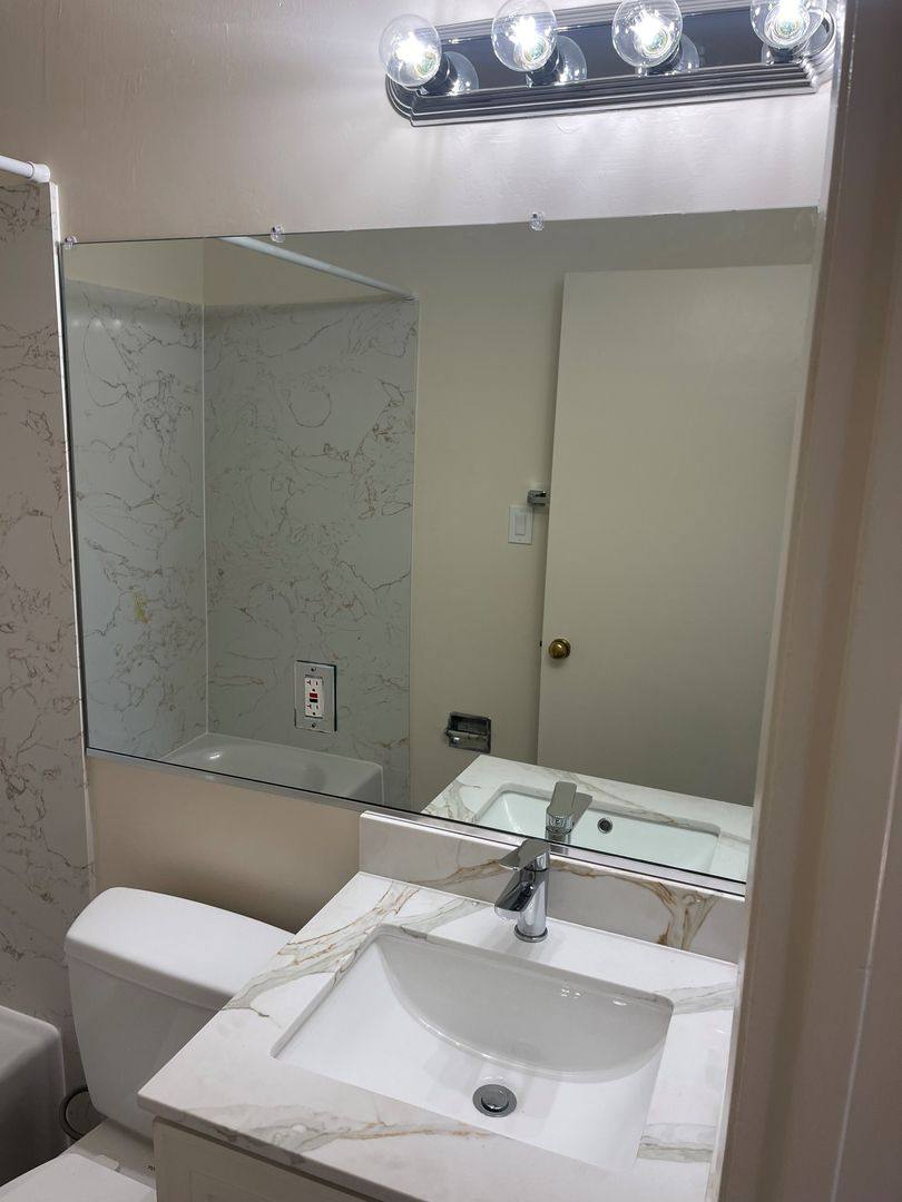 Apartment for rent at 1158 Park Ave, Alameda, CA 94501
