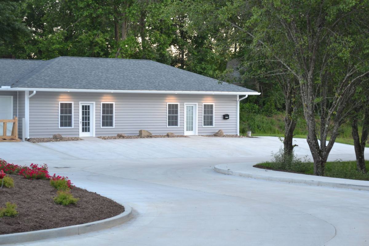 Apartment for rent at 130 Lambert Dr, Hurricane, WV 25526